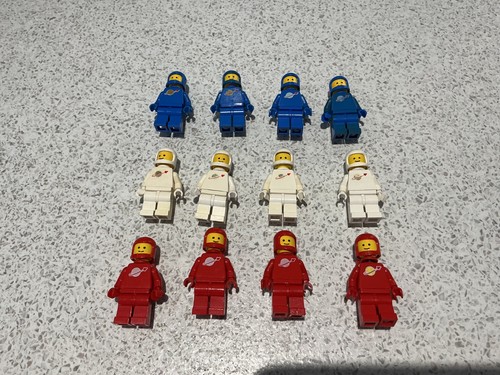Twelve vintage lego - vintage,