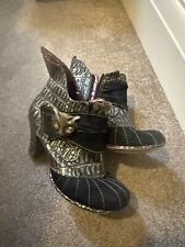Irregular Choice Miaow Boots Black And Gold Size 5