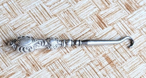 Antique silver handle - silver,