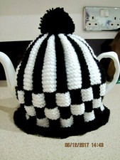 NEW,HAND KNITTED,BLACK/WHITE
