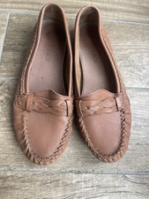 Fat Face Moccasins Size 6 Tan