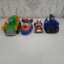 Paw Patrol Vehicles & Figures