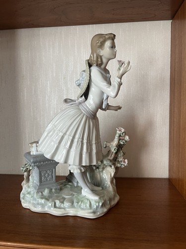 Lladró porcelain figurine - lladró,