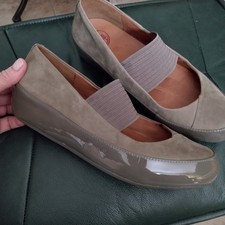 Fitflop Mary Jane Women’s Shoes Elastic Strap Olive Ballet Flats Size 39