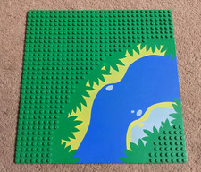 LEGO - GREEN BASE-PLATE 32 x 32 STUDS - WITH RIVER, PLANTS + SAND BANKS PATTERN