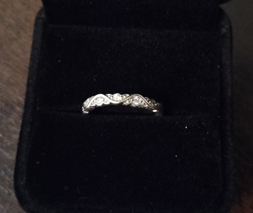 9ct white gold twist half - 9ct,