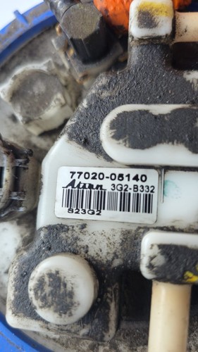 Toyota avensis 2015 fuel - avensis, tank