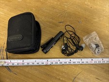 Sony Ericsson HBH-DS200 /