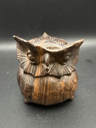 Vintage small hand carved - small,