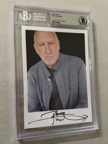 Pete townshend signed - townshend,