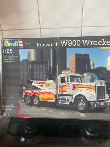 Revell kenworth wrecker - revell,,