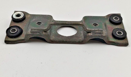 Under seat support bracket - under,