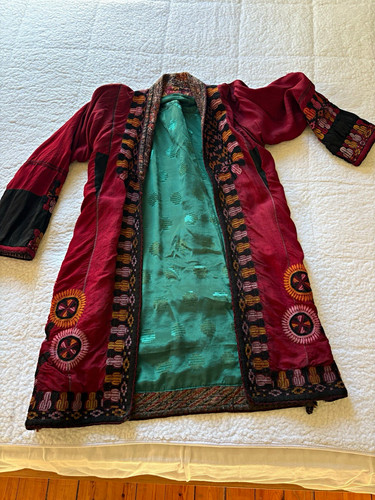 Authentic vintage central - authentic,