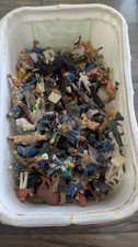  Model Trains OO Gauge 1:75 Painted 00 Figures People animals 