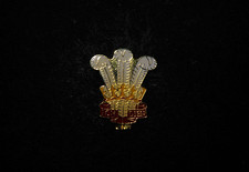 Prince of Wales Feathers White