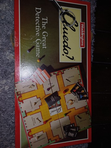 Cluedo board game waddingtons - cluedo,