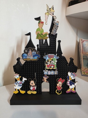 Disney cute castle pin badge - cute,