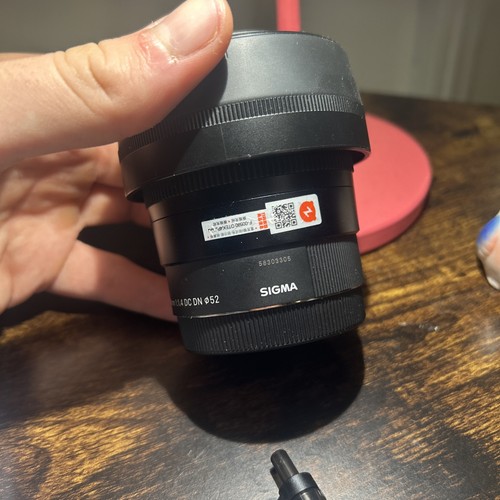 Sigma 30mm dc dn - 30mm,