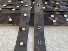 Back Satin Snap Popper