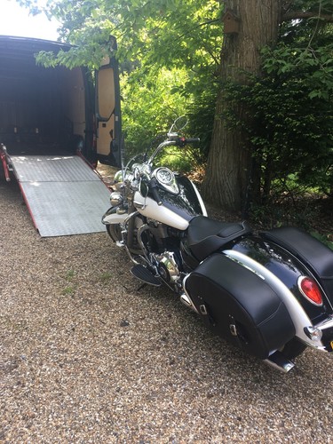 Motorcycle motorbike barn - motorcycle, /motorbike