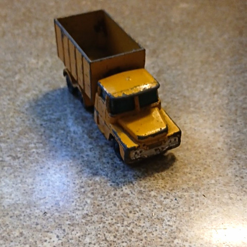 Matchbox dodge dump truck - matchbox,