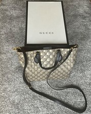 Gucci GG Supreme Gold Bee 2 way Tote Bag