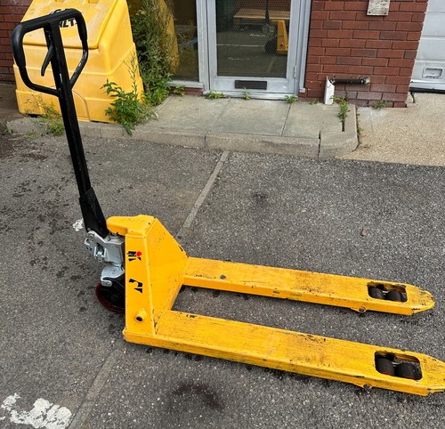 Heavy duty manual pallet truck - duty,