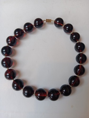 Vintage cherry amber round - vintage,