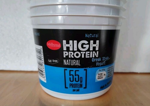 Empty plastic yoghurt - 25,