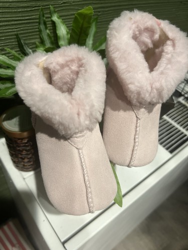 Ugg pink suede ankle - pink,