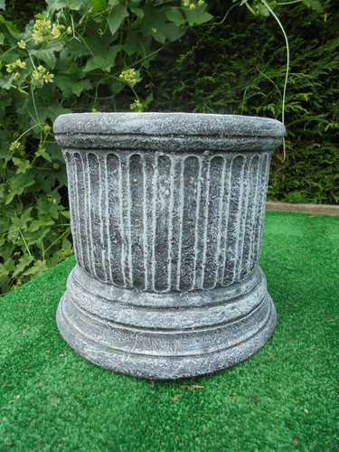 Round plinth concrete garden - plinth,