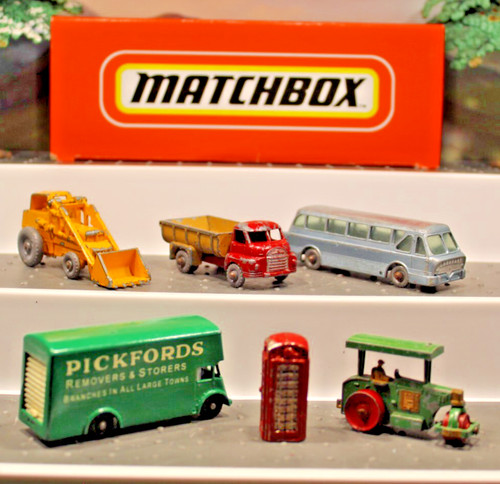 Matchbox diecast road - matchbox, x5/road