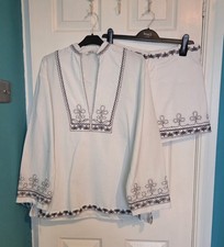 LADIES SIZE S/M WHITE ZARA 2