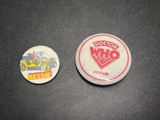 Vintage 1970s Doctor Who BESSIE Kelloggs Sugar Smacks Pin Badge & Red BBC TV