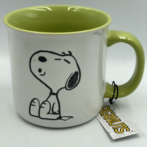 Snoopy woodstock sitting - snoopy,