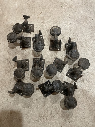Pair antique clam - 6, (12)