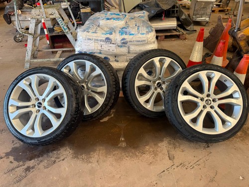Range rover alloys - 22",