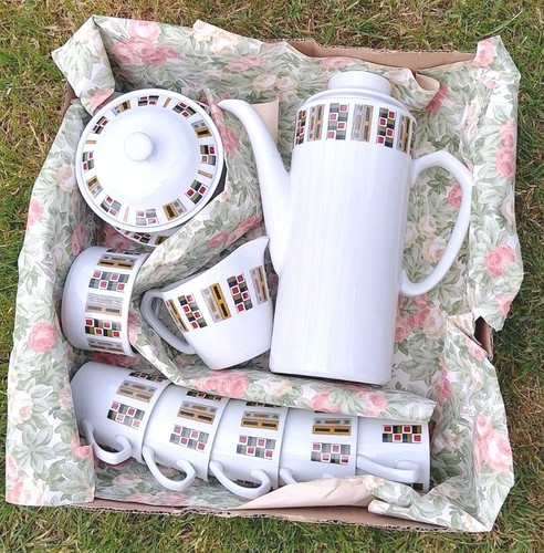 Vintage glo white 15pce - vintage,