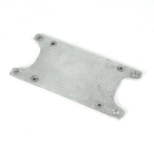 Front fender bracket anti prim - front, anti-prim
