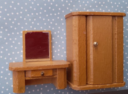 Dolls house furniture - dolls, dol-toi