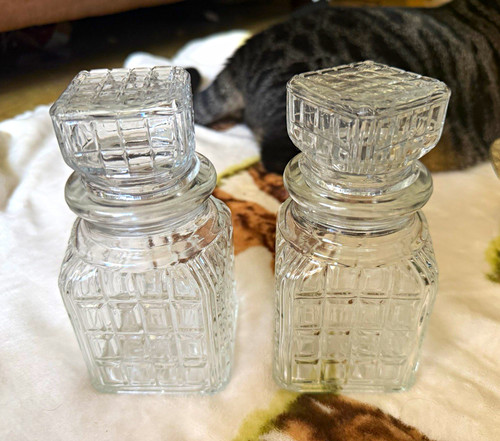 Clear glass square - square, decanter