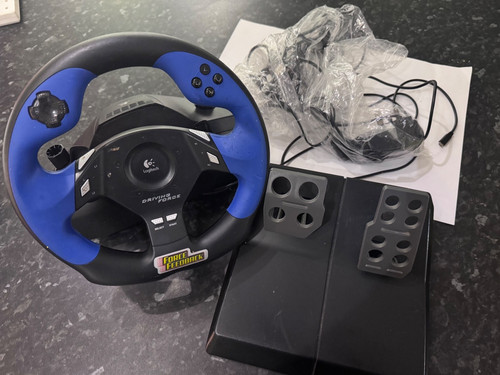 Logitech driving force - logitech,