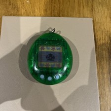 Tamagotchi  1997 Translucent green  original Version  Retro pet 