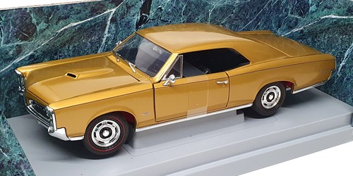 Ertl scale diecast 7291 - scale,