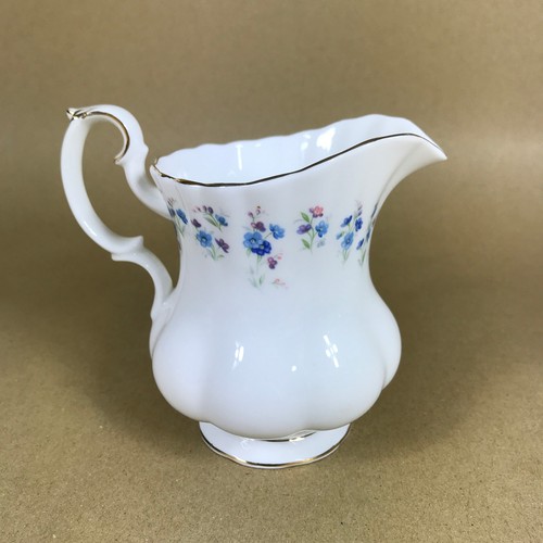 Royal albert memory lane - royal,