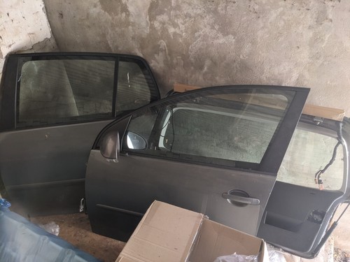 Golf mk5 nearside - nearside, doors