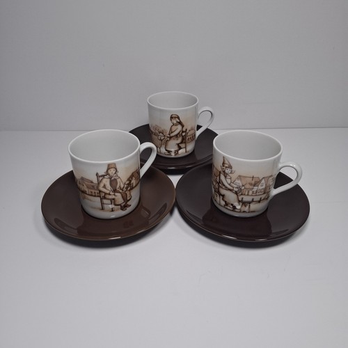 Vintage dutch souvenir mugs - vintage,