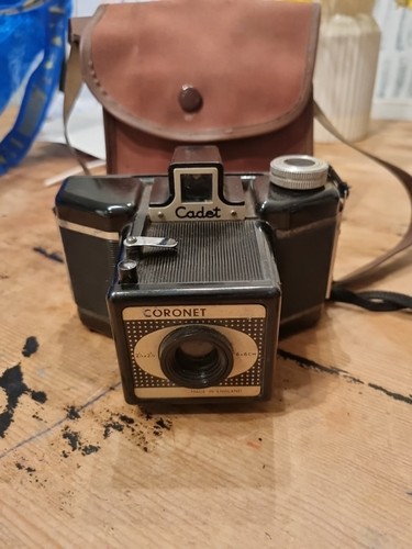 Coronet cadet camera - coronet, circa