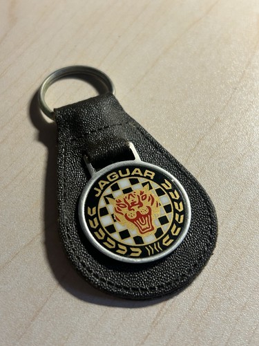 Vintage jaguar keyring - vintage,