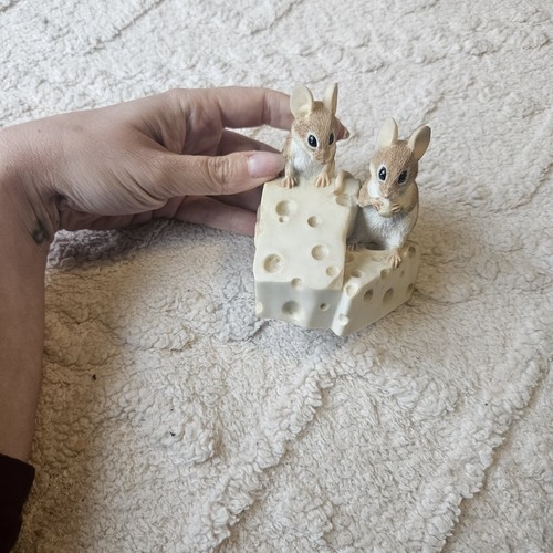 Leonardo snack time mouse - leonardo,